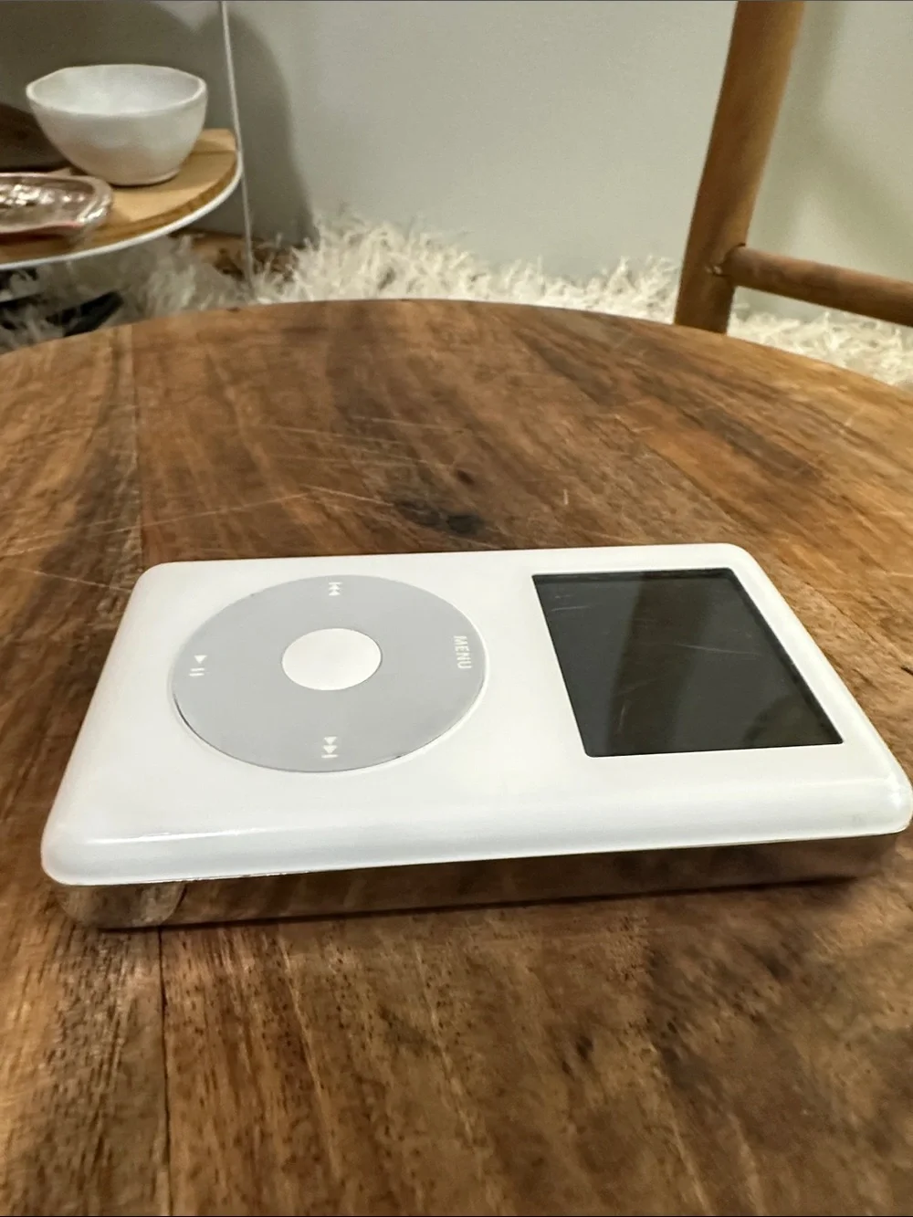 Apple iPod Classic 4th Generation White HP Logo Model MP7001 As Is Parts Only